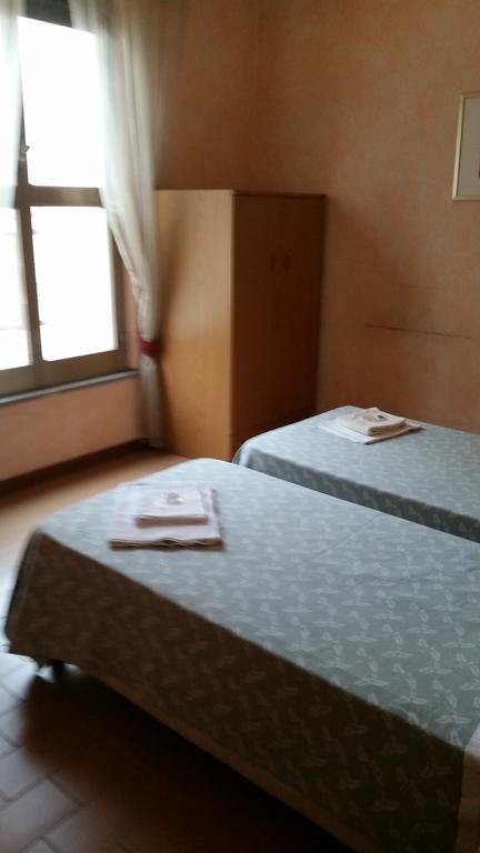 Albergo Margherita Chianciano Terme Exterior foto